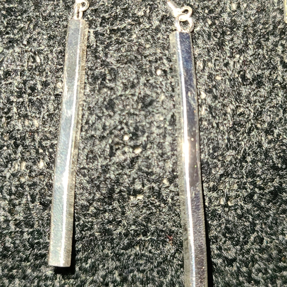 Jewelry - Picture 4 of 8